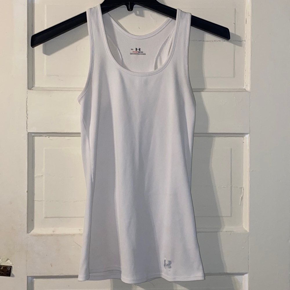 Women’s UA white tank top